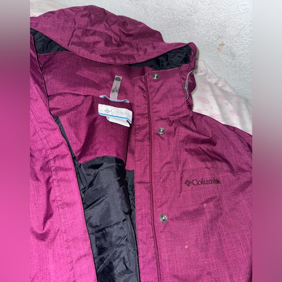 Small women’s Columbia jacket - Picture 2 of 3